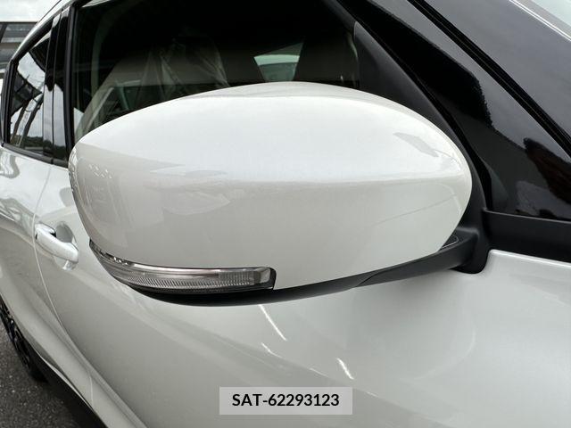 Suzuki SWIFT 2023-09 371937-14