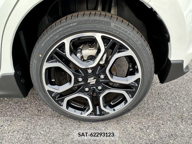 Suzuki SWIFT 2023-09 371937-12
