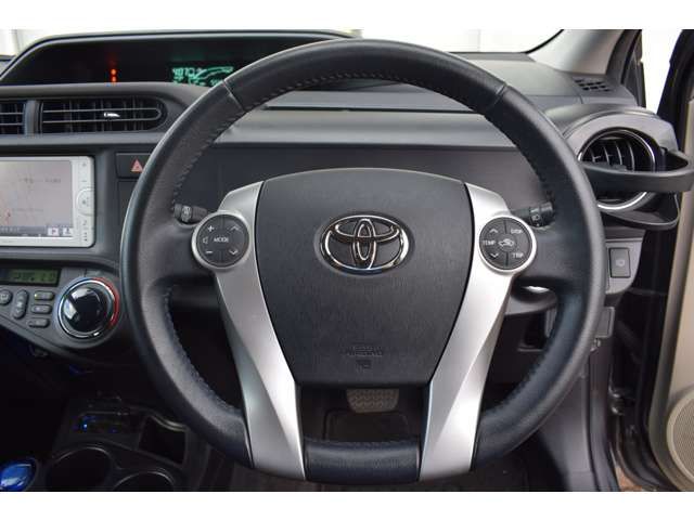 Toyota AQUA 2012-10 24927-13