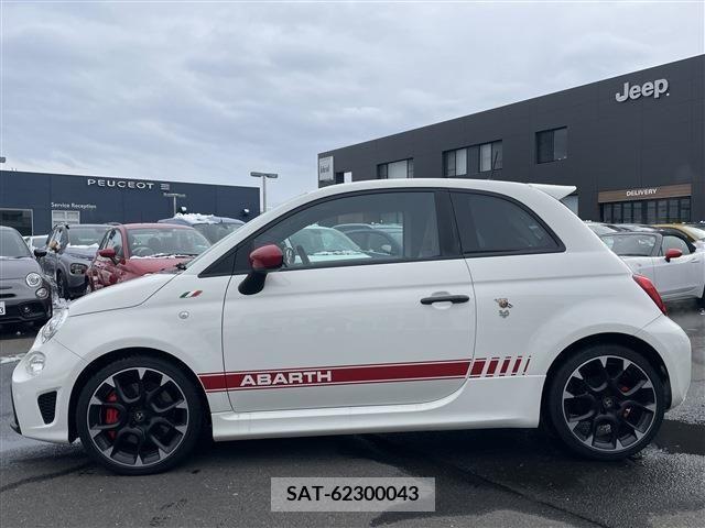 Abarth 595 2021-07 270598-7