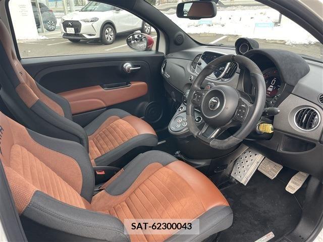 Abarth 595 2021-07 270598-9