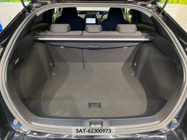 Toyota PRIUS 2016-03 322335-10