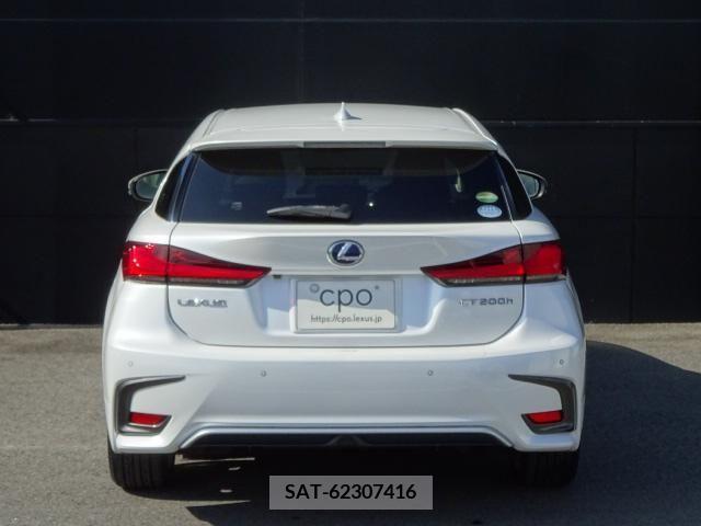 Lexus CT 2018-04 362706-4