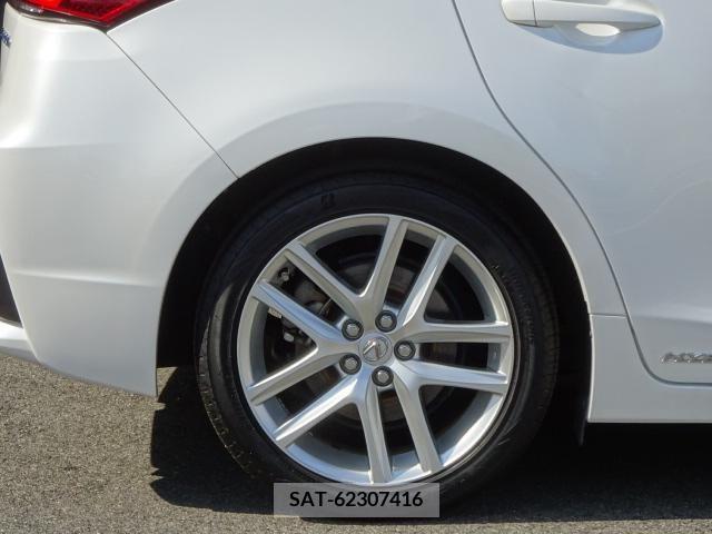 Lexus CT 2018-04 362706-9