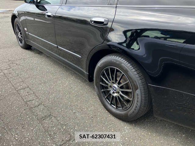 Nissan STAGEA 2005-07 377398-4