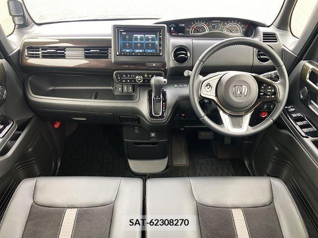Honda N BOX CUSTOM 2020-07 307241-1
