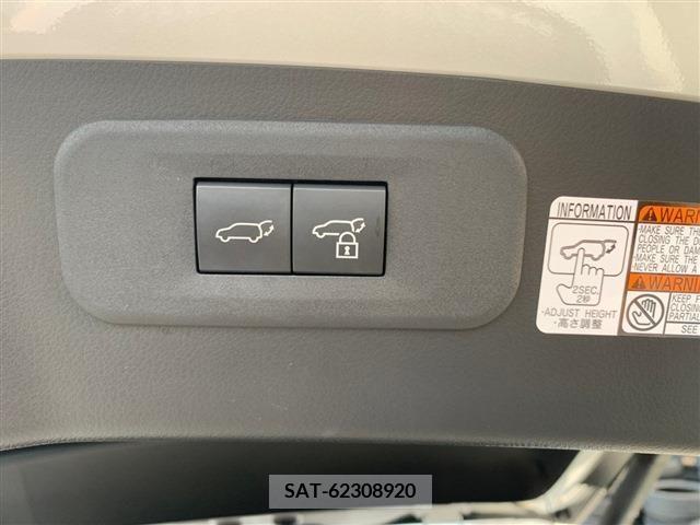 Lexus NX 2021-12 388194-18