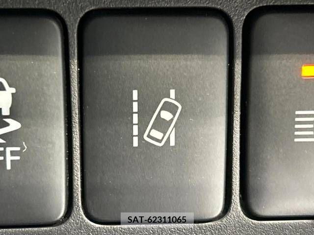 Nissan ROOX 2018-05 323873-6
