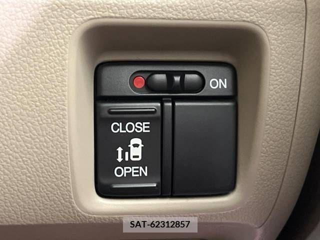 Honda N BOX 2012-08 251513-2