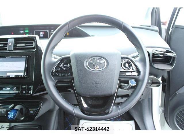 Toyota PRIUS 2019-08 366474-17