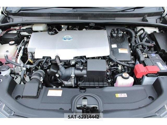 Toyota PRIUS 2019-08 366474-1
