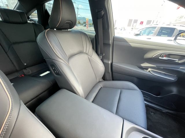 Toyota CROWN 2023-03 4116-11