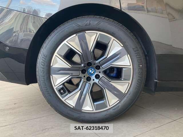 Bmw IX 2023-04 318968-7