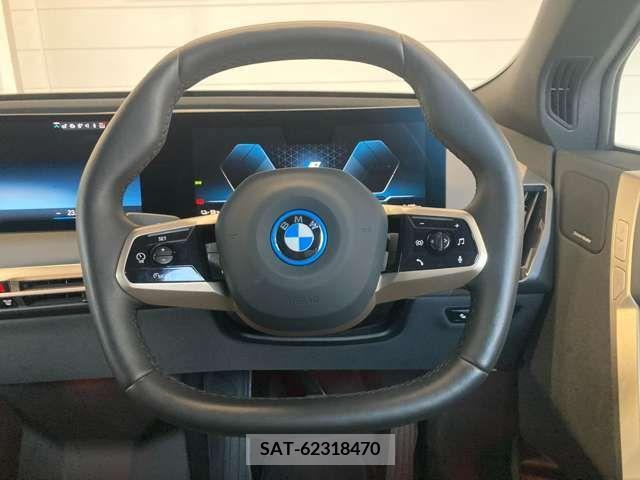 Bmw IX 2023-04 318968-15