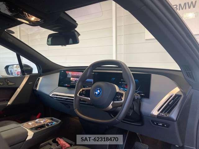 Bmw IX 2023-04 318968-9