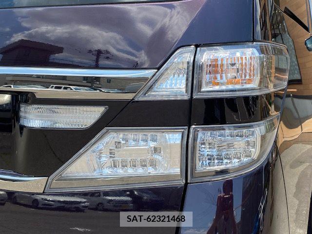 Toyota VELLFIRE 2014-06 288205-20
