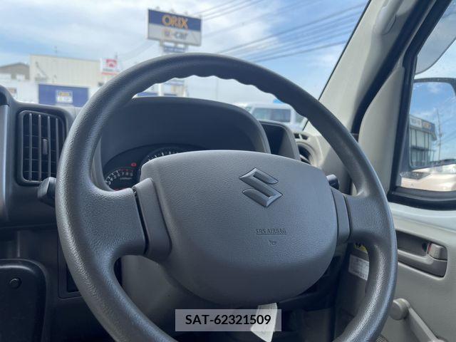 Suzuki EVERY 2020-02 237404-5