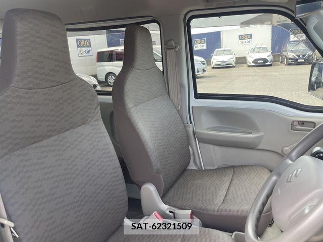Suzuki EVERY 2020-02 237404-4