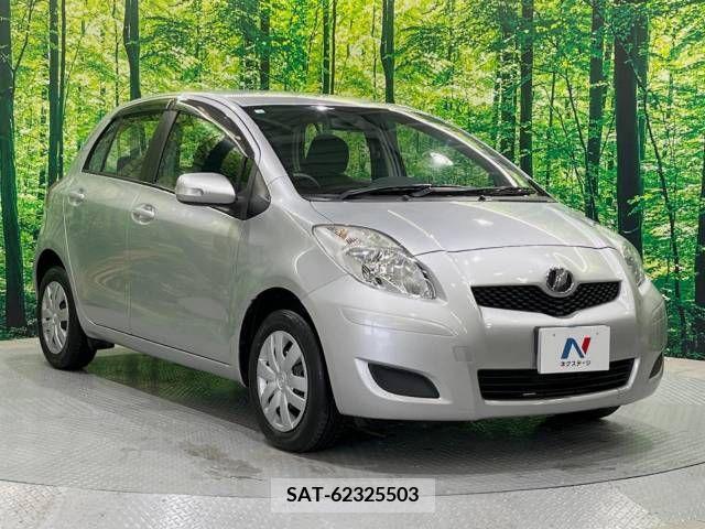 Toyota VITZ 2010-10 381087-16