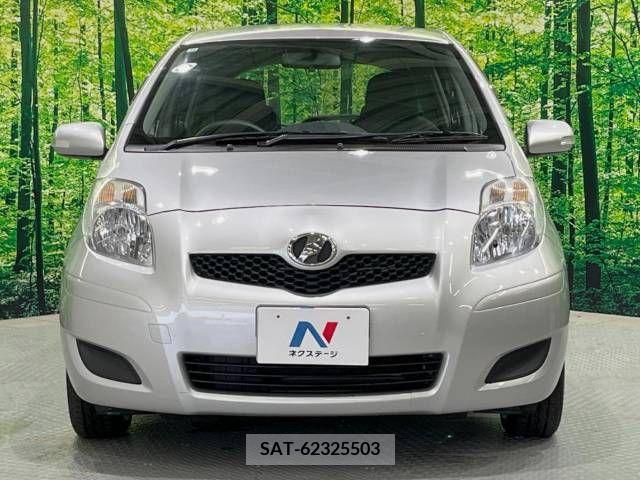 Toyota VITZ 2010-10 381087-13
