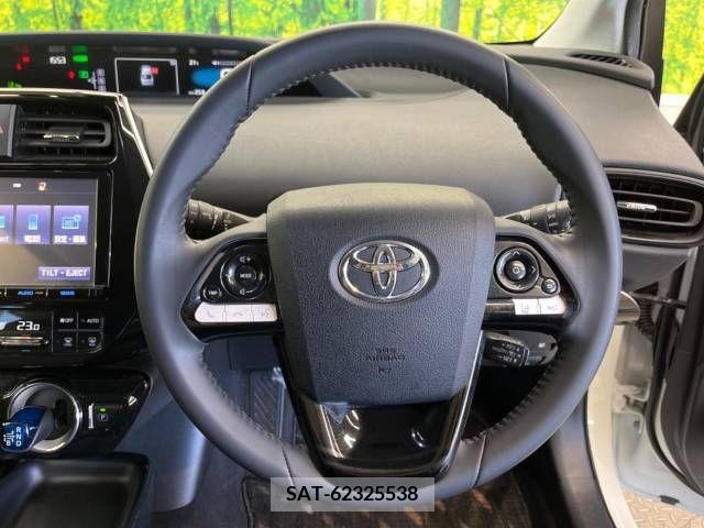 Toyota PRIUS 2017-08 374908-11