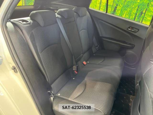 Toyota PRIUS 2017-08 374908-9