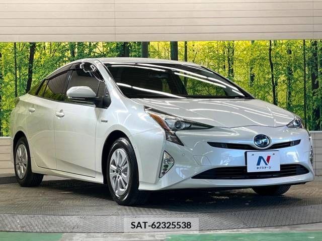 Toyota PRIUS 2017-08 374908-16