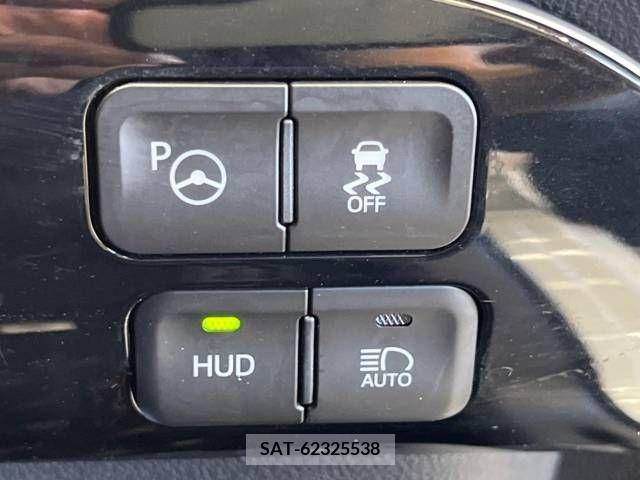 Toyota PRIUS 2017-08 374908-6