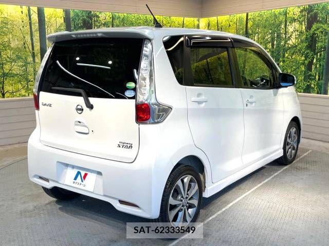 Nissan DAYZ 2013-10 334041-17