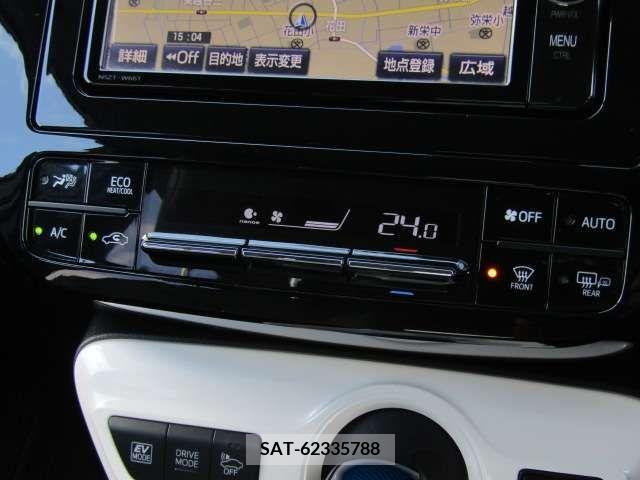 Toyota PRIUS 2017-09 217225-14