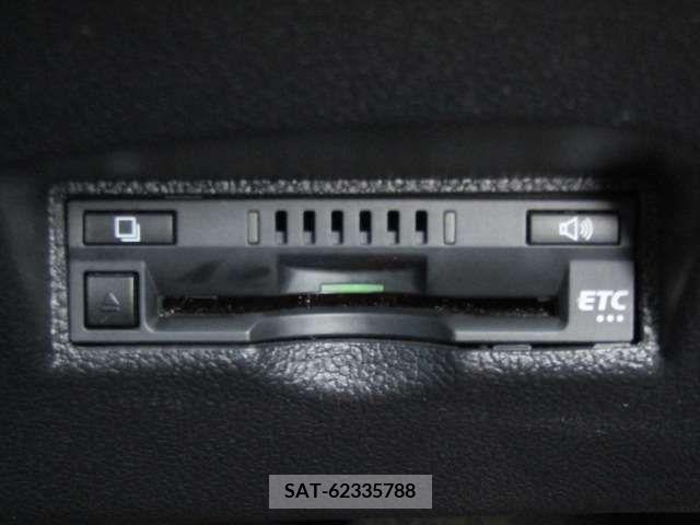 Toyota PRIUS 2017-09 217225-12