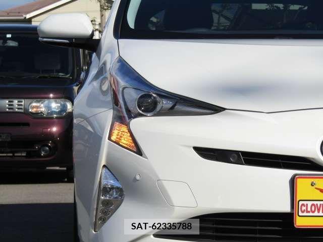 Toyota PRIUS 2017-09 217225-9