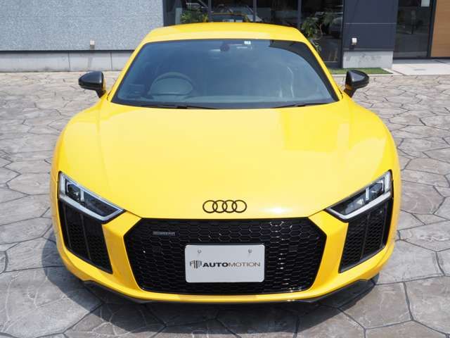 Audi R8 2017-12 10937-13