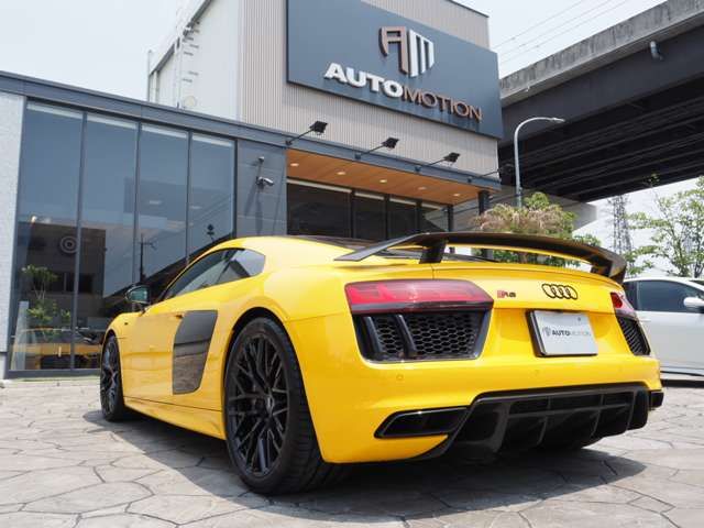 Audi R8 2017-12 10937-5