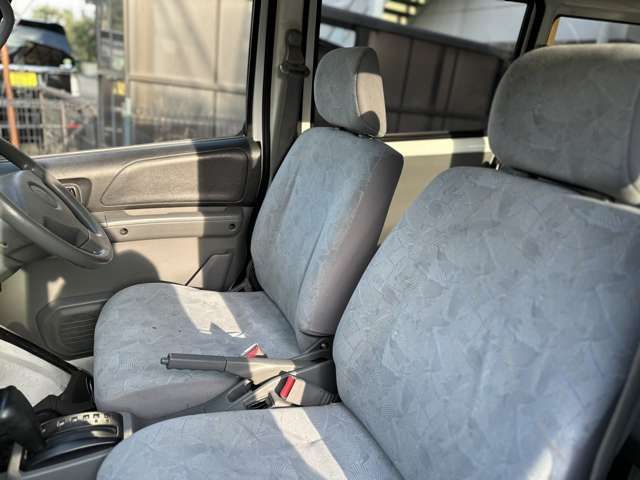 Mitsubishi MINICAB VAN 2009-12 17078-10
