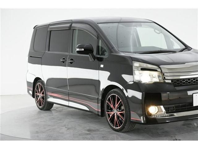 Toyota VOXY 2011-06 193470-4