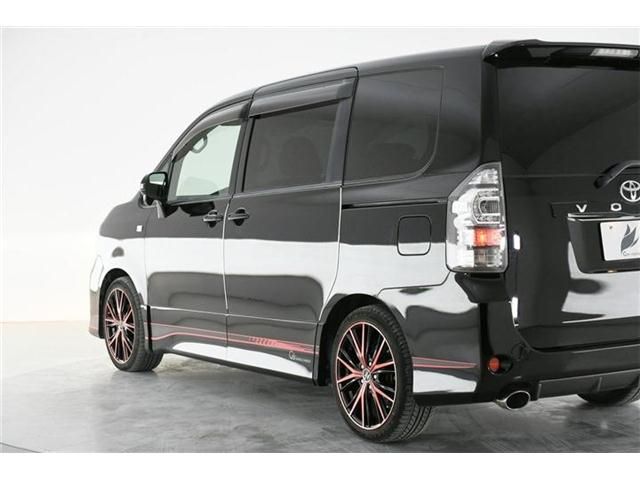 Toyota VOXY 2011-06 193470-6
