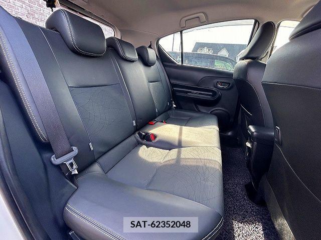 Toyota AQUA 2017-03 291800-3