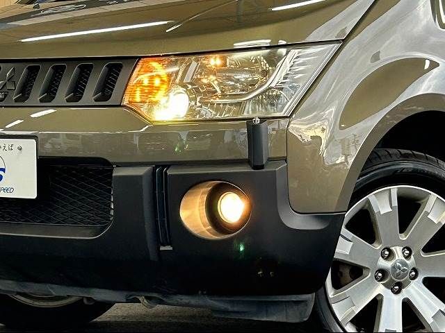 Mitsubishi DELICA D5 2007-03 188820-18