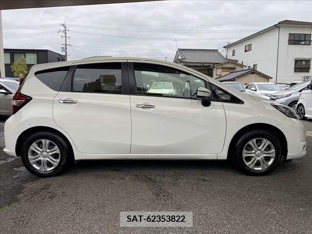 Nissan NOTE 2017-03 279943-9
