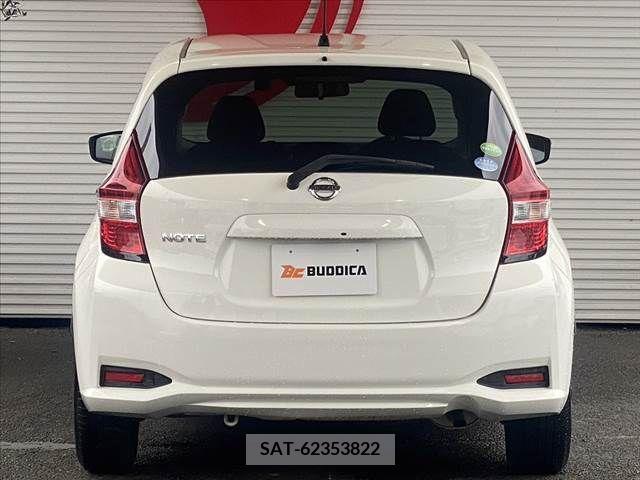 Nissan NOTE 2017-03 279943-11