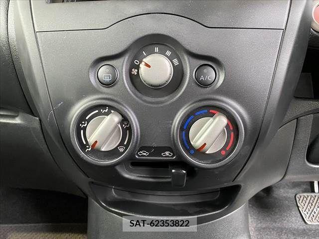 Nissan NOTE 2017-03 279943-4