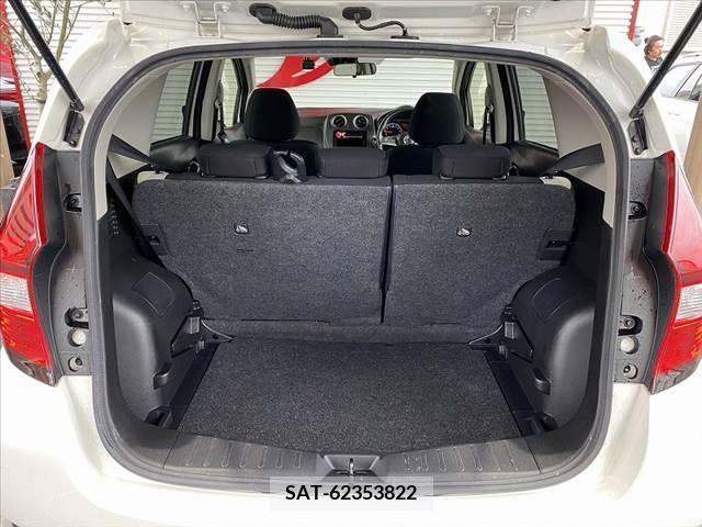 Nissan NOTE 2017-03 279943-15