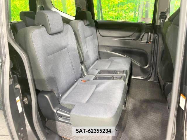 Toyota SIENTA 2016-12 373914-9