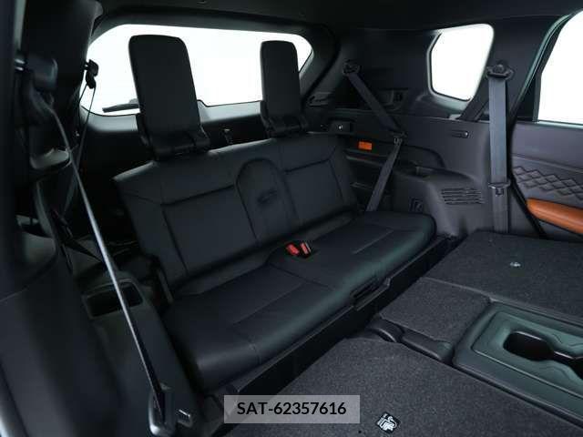 Mitsubishi OUTLANDER PHEV 2023-03 221851-7