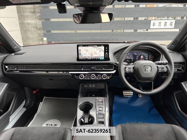 Honda CIVIC 2024-03 377528-10