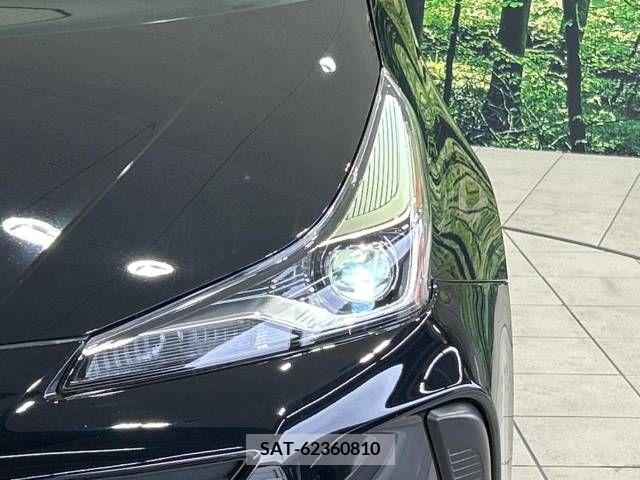 Toyota PRIUS 2020-03 235911-12