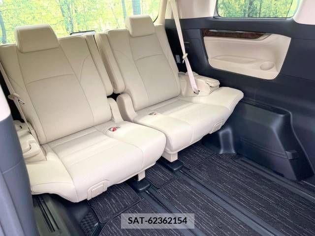 Toyota ALPHARD 2018-10 355494-10