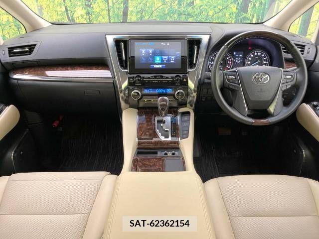Toyota ALPHARD 2018-10 355494-1