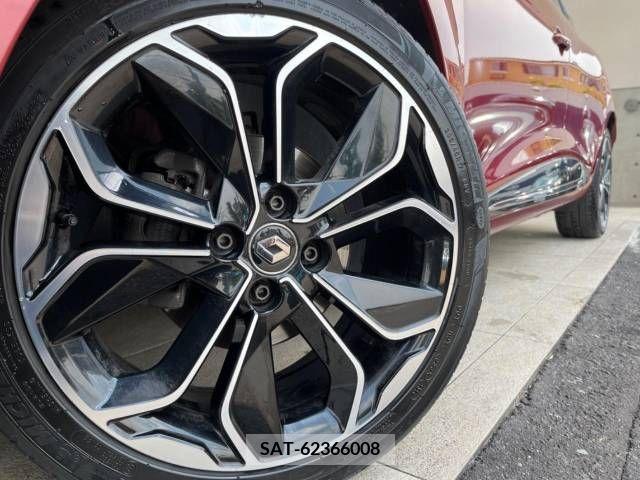 Renault LUTECIA 2018-08 377134-14